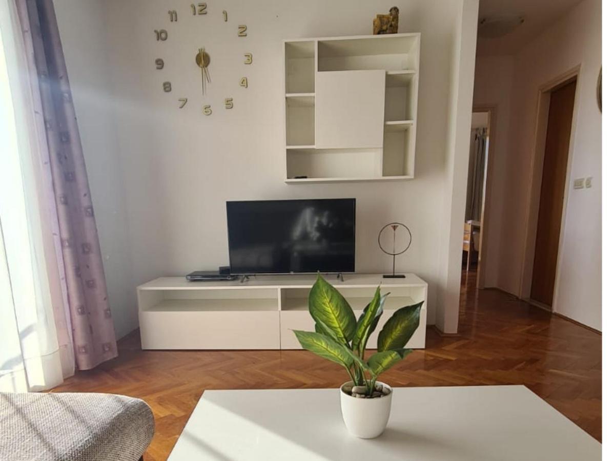 Apartman Ljubav Makarska Buitenkant foto